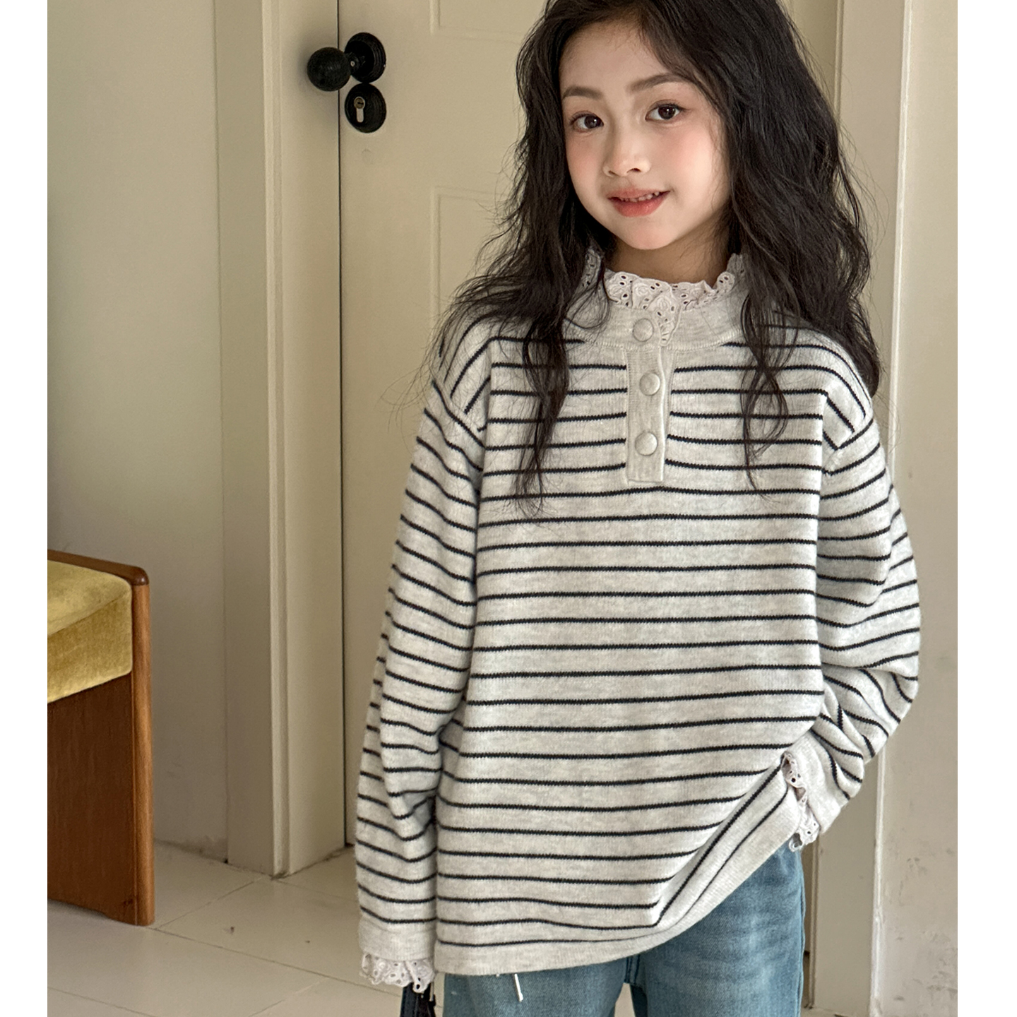 女童毛衣2025秋冬新款儿童打底衫设计感女大童内搭蕾丝拼接针织衫