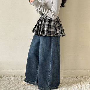 女童加绒裤子秋冬款2026新款初中生女孩一体绒牛仔裤女大童阔腿裤