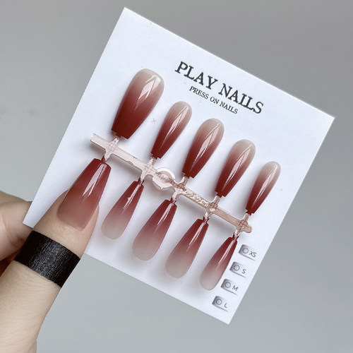 优雅穿戴甲 酒红嫩色美甲纯欲风清透显白 喷涂甲渐变短梯中长甲