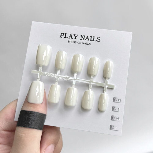 穿戴甲设计 超美显白美甲纯欲可爱光疗甲 纯色酸奶色小短方月方形