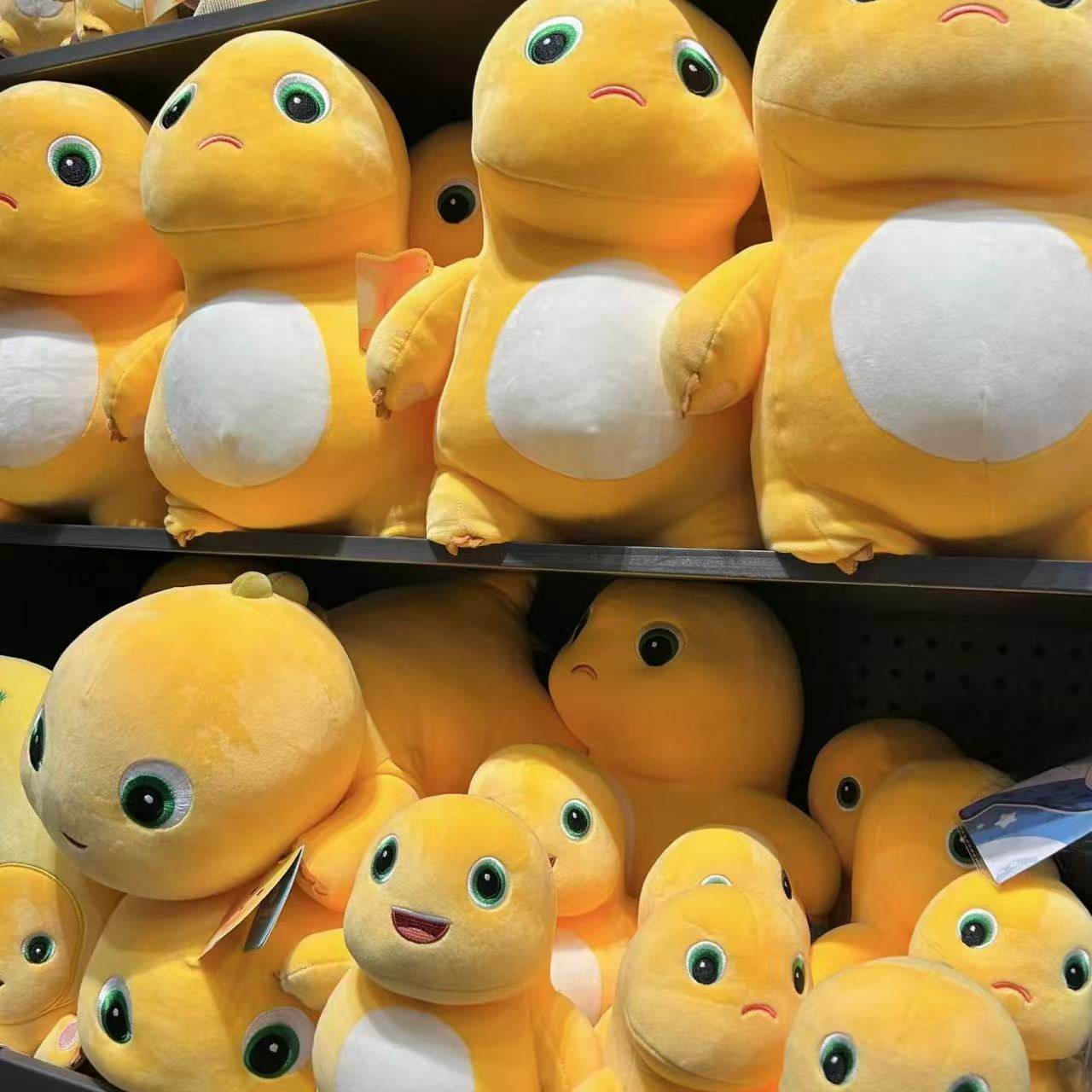 正版奶龙公仔大号恐龙玩偶毛绒玩具布娃娃睡觉抱枕儿童生日礼物女