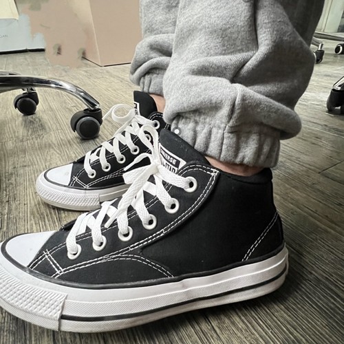 匡威休闲男女同款中帮帆布鞋