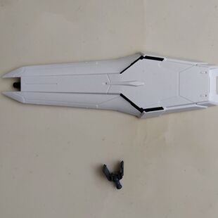 6619卡牛 卡牛  MG 1/100 盾牌补件 牛高达盾牌带连接件