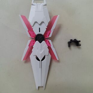 万代 1/144 RG  独角兽 模型 武器配件 盾牌一个全新未拼