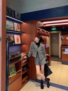 原创设计品牌YMQY2022秋冬新款金属扣千鸟格短外套+高腰阔腿短裤