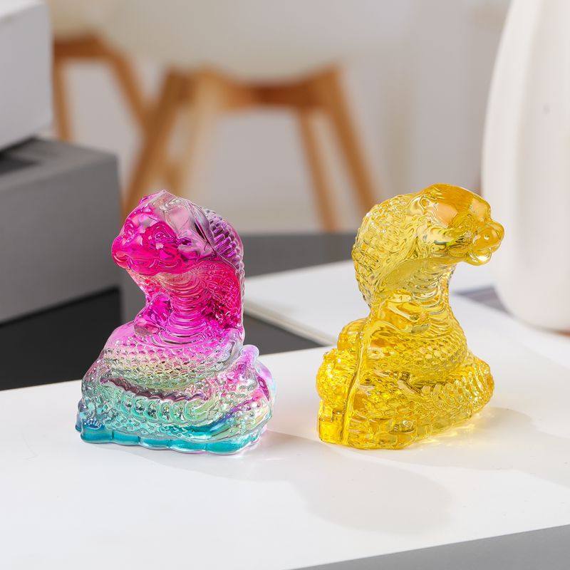 蛇年新品琉璃蛇摆件十二生肖动物水晶蛇小摆件客厅桌面家居