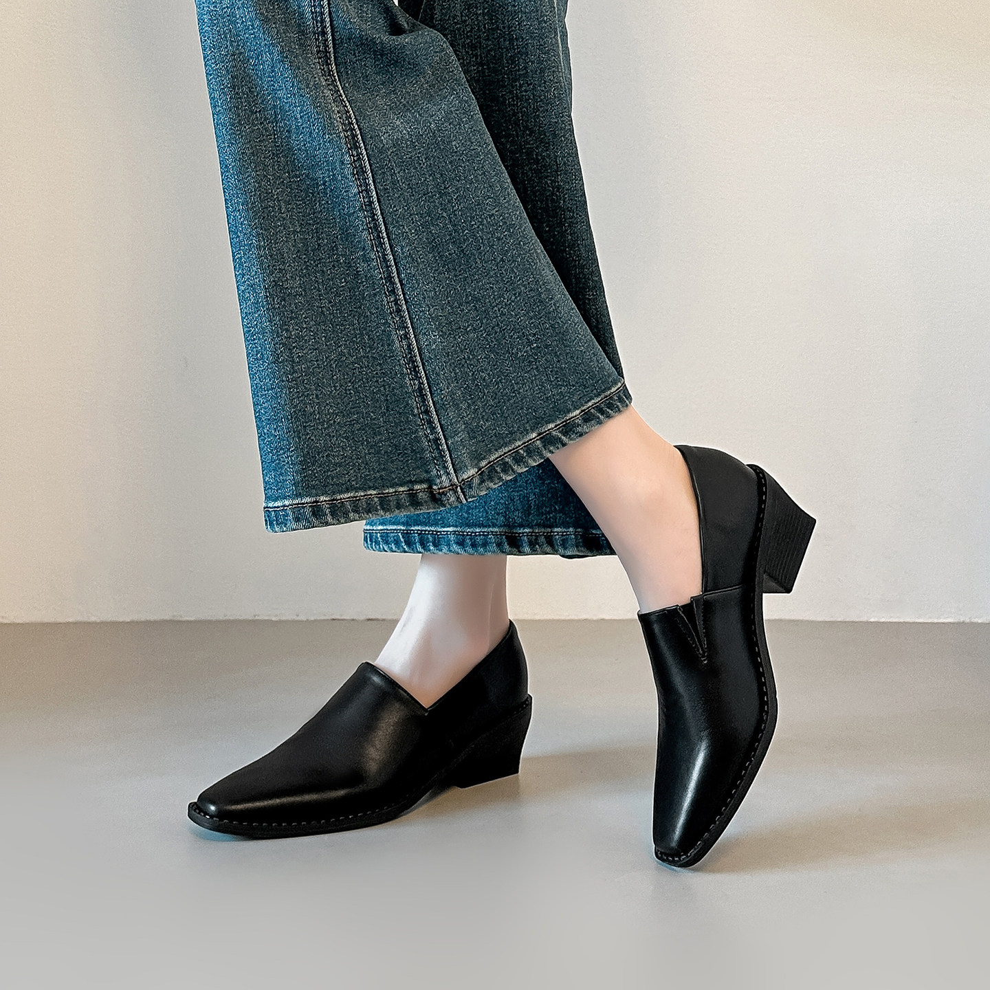 英伦高级感方头小皮鞋女真皮2026春秋新款粗跟一脚蹬百搭气质单鞋,女鞋,浅口单鞋,淘宝优惠券,粉丝福利购,淘宝优惠卷