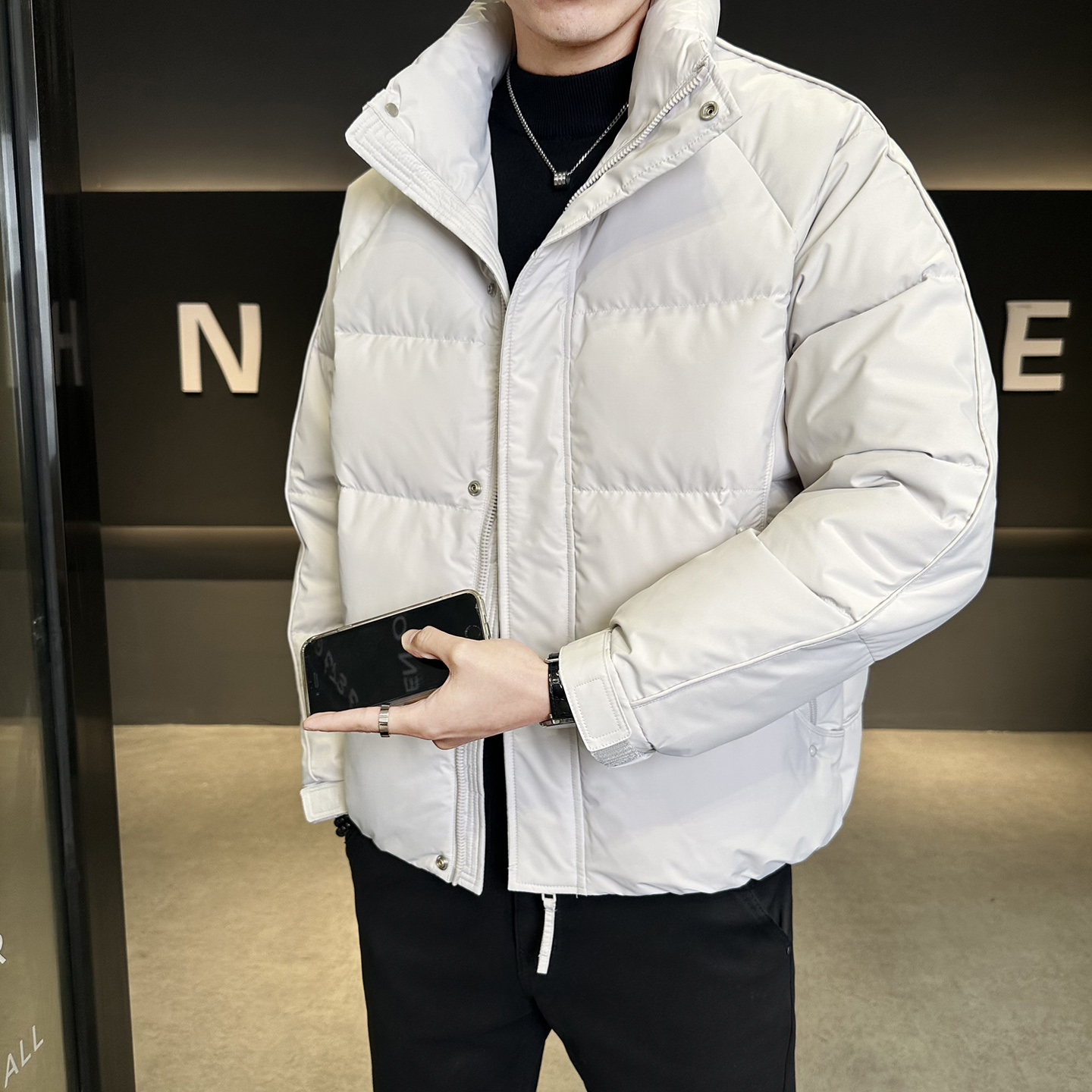 冬季男士立领羽绒服百搭潮流简约纯色休闲感蓬松羽绒衣Y2586-P235，男装羽绒服，电商A239