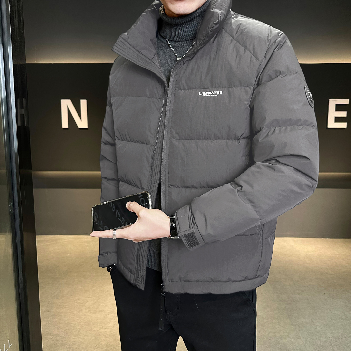 冬季男士羽绒服新款青年时尚简约修身保暖百搭外套Y5555-P205，男装羽绒服，电商A239