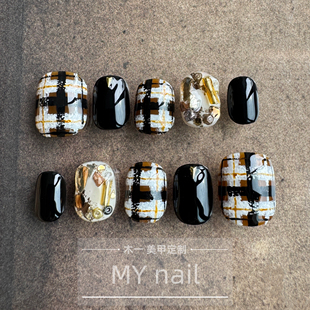 黑白格纯手工穿戴甲黑白毛呢格格子秋冬短款 nail 美甲 M.Y
