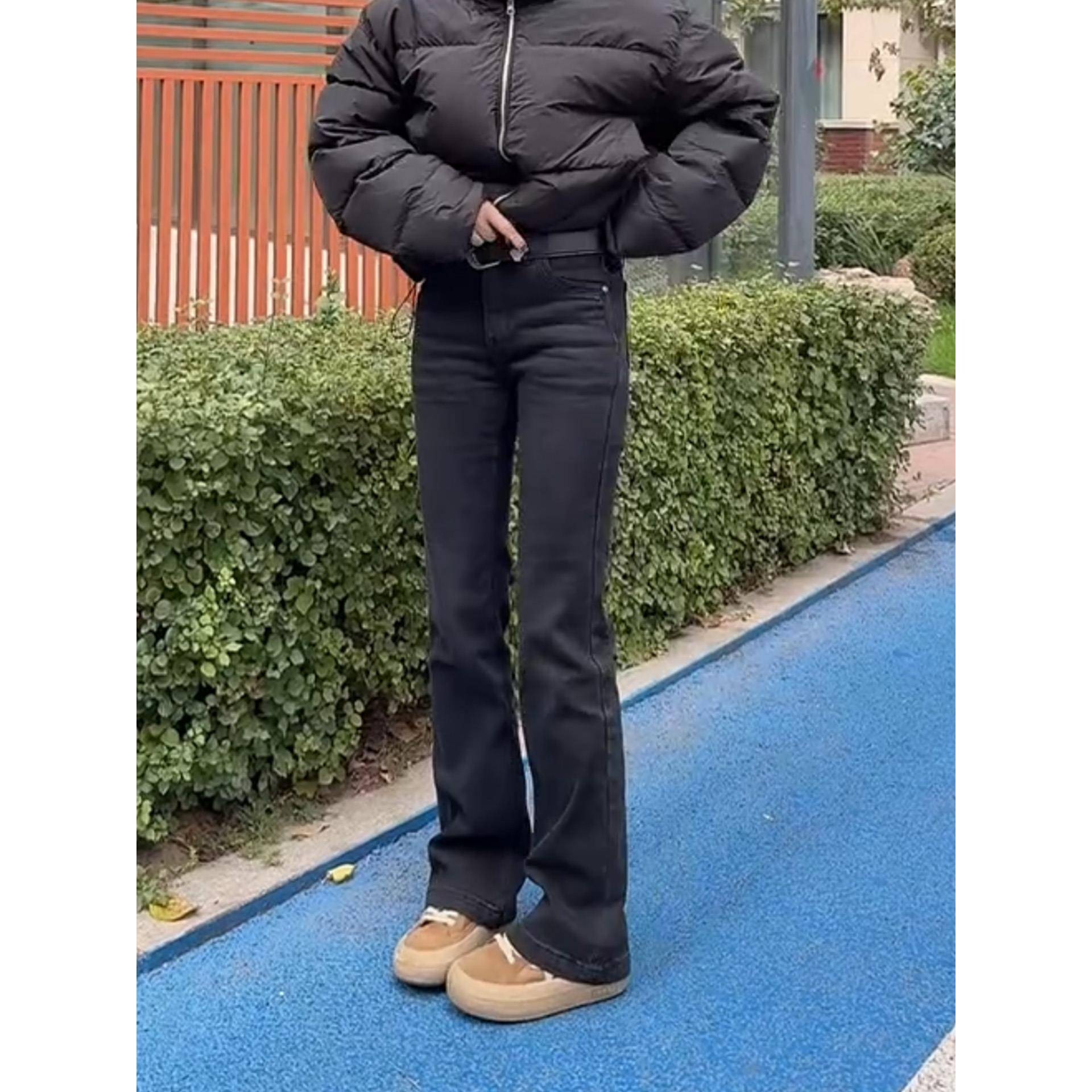 黑灰色冬季高腰加绒马蹄裤女大码胖mm显瘦牛仔裤梨型身材微喇裤子