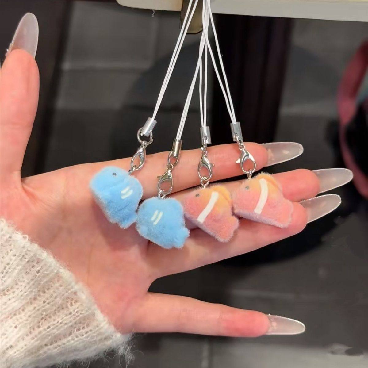 可爱卡通猫咪小鱼挂件超萌植绒立体包包钥匙扣情侣闺蜜手机绳挂饰