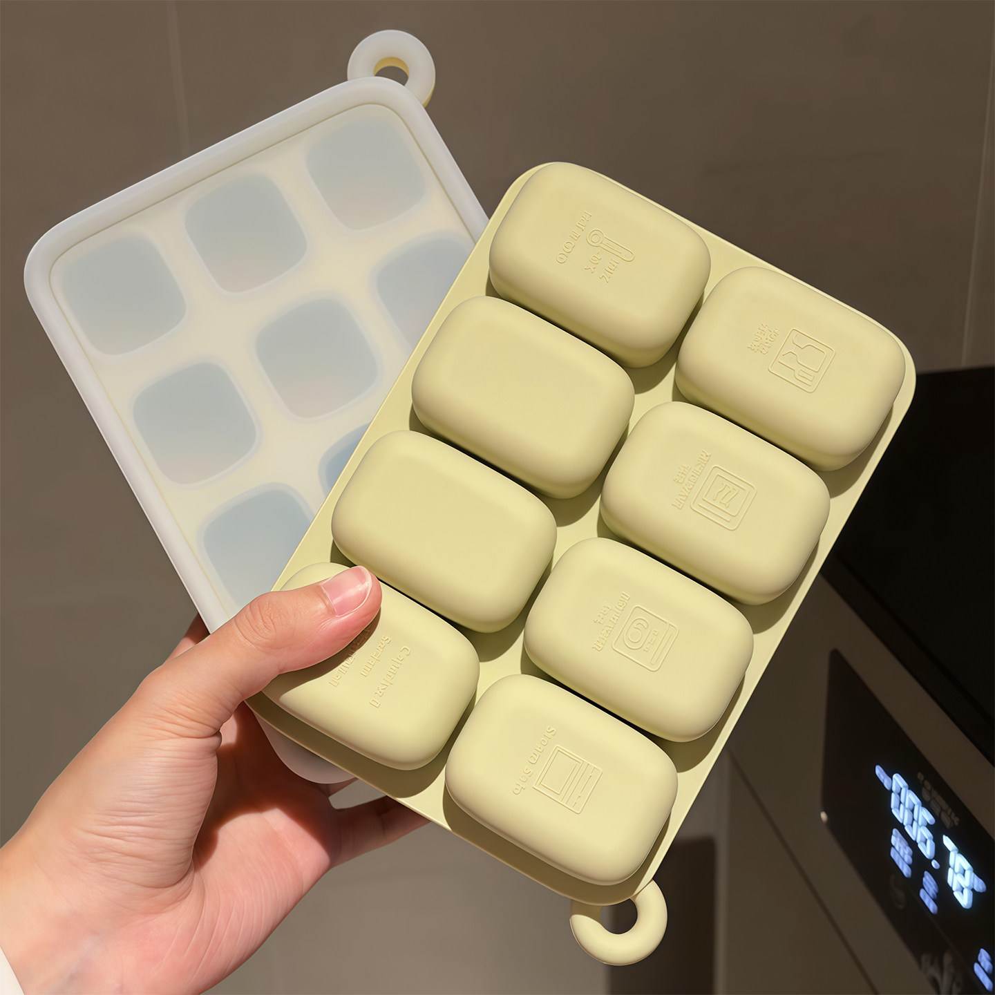 奶油风冰格模具家用食品级软硅胶夏季冻冰块神器多功能冰箱制冰盒