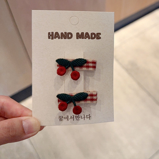 刺绣樱桃红色格子刘海发夹宝宝发量少全包布压夹儿童不伤发碎发卡