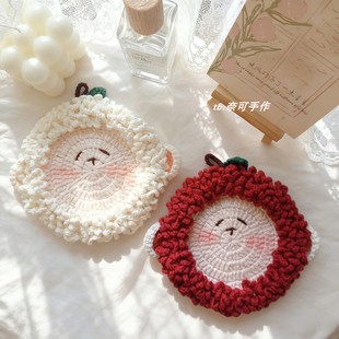 【成品】手工钩织毛线杨梅可爱白酒红小羊隔热挂式杯垫小礼品装饰