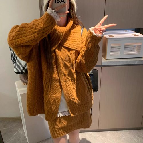Morden 大翻领绞花开衫 重工复古氛围慵懒针织毛衣外套上衣裙子女