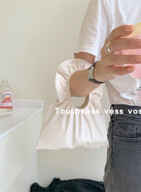 2020春款~超级可爱ins风花边褶皱荷叶边精致mini饺子包手提手拿包