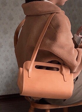 TOUCHVOSS奶橘色ins博主同款复古单肩腋下包大容量手提单肩托特包