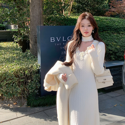 ByYou2025新款白色V领兔绒针织连衣裙螺纹内搭长裙收腰显瘦毛衣裙