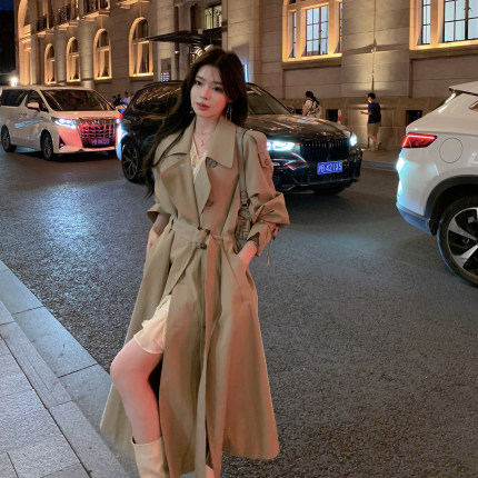 ByYou 秋季新款英伦风浅卡其色风衣外套女中长款收腰垂感休闲大衣