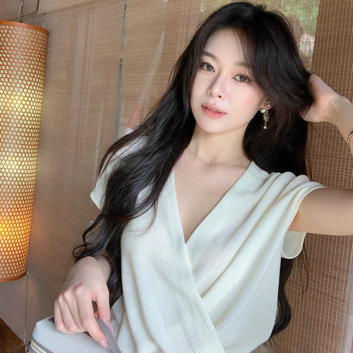 ByYou夏季新款白色v领短袖天丝针织衫女薄款修身收腰显瘦短款上衣