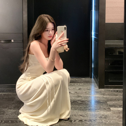 ByYou 冬季新款白色羊毛针织吊带背心套装女长款高腰半身裙两件套