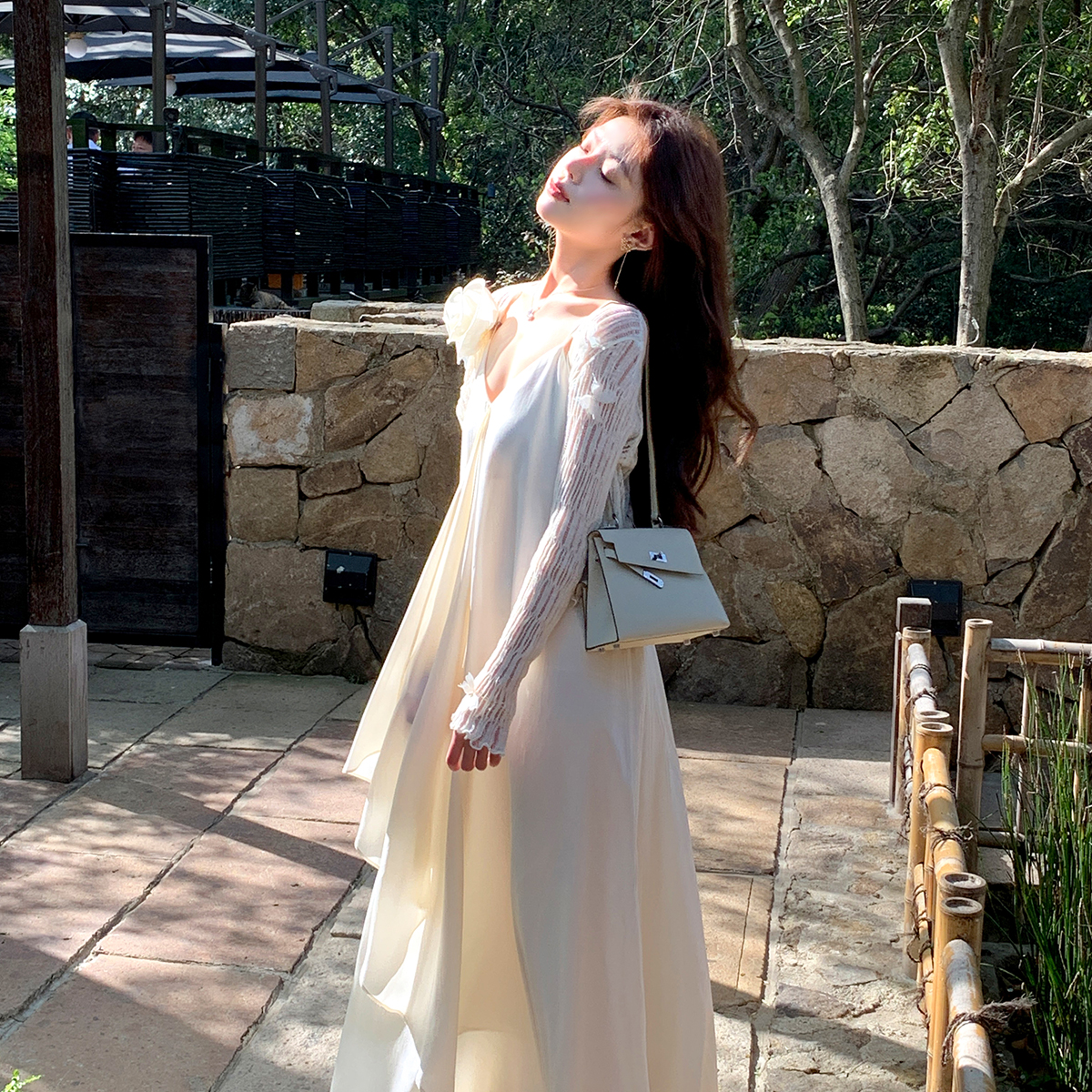 ByYou 夏季薄款白色冰丝防晒开衫外套女气质短款长袖镂空罩衫上衣