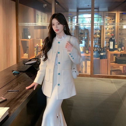 ByYou冬季羽绒内胆75%羊毛白色小香毛呢外套女中长款加厚呢子大衣