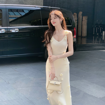 气质马海毛吊带针织连衣裙