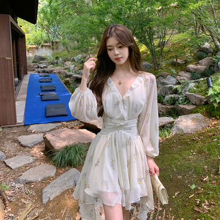 ByYou 夏季新款v领灯笼袖白色雪纺碎花连衣裙收腰印花仙女a字短裙