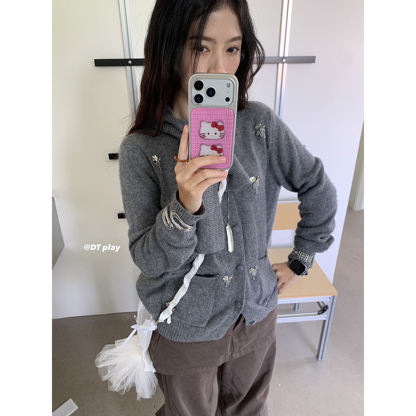 DT play 粉色毛线猫咪可爱少女质感韩国ins博主小众设计适用于iphone17promax/16/15苹果14/13手机壳保护套