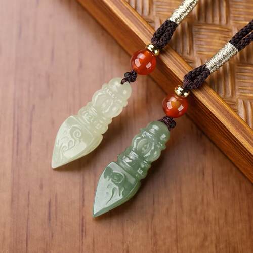 和田玉降魔杵吊坠时来运转