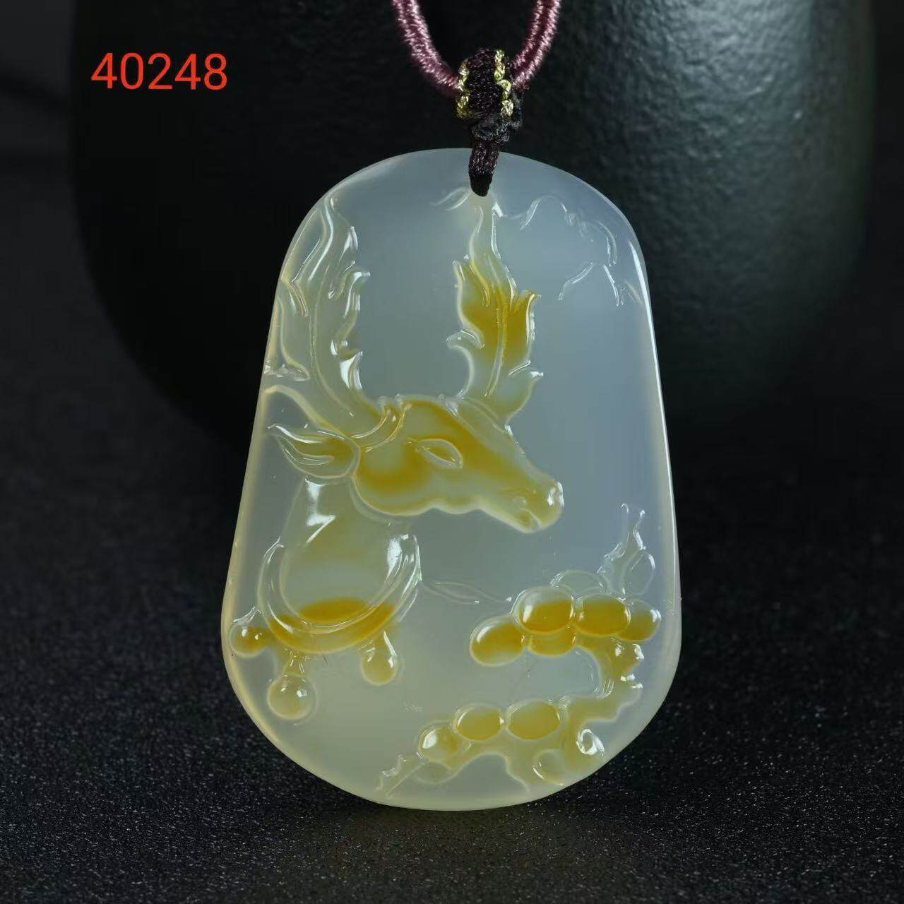 天然冰种俏色一鹿有你吊坠男女款梅花鹿玛瑙吊坠挂件玉牌复古