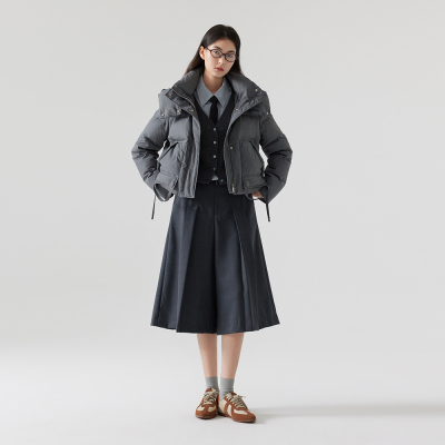 时尚短款连帽90白鸭绒羽绒服