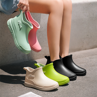 雨鞋水鞋雨靴女加绒加厚底成人时尚外穿防水户外雨林徒步水靴女款