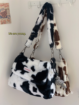毛绒包奶牛纹大容量毛茸茸斜挎包