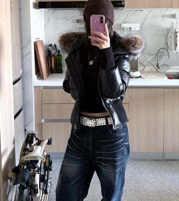 RARELY 可拆卸袖子短款修身毛领羽绒服 黑色/白色