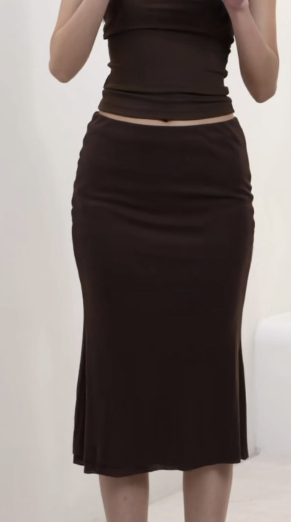 现货正确版还原RARE “散步”弹力修身鱼尾半裙 黑色/咖色