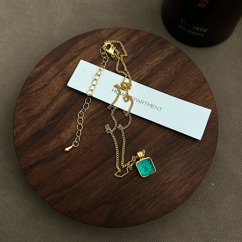 亮闪方形吊坠银镀金色简约古着项链小众精致锁骨链毛衣链气质百搭