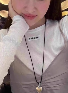 25年韩国ssil车静媛向日葵欧尼爱心可调节黑色绳桃心吊坠项链
