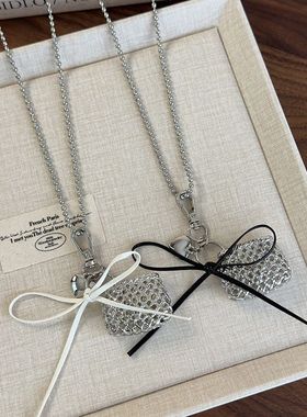 趣味个性小众配饰银色镂空包包皮革蝴蝶结链条长项链百搭毛衣链女