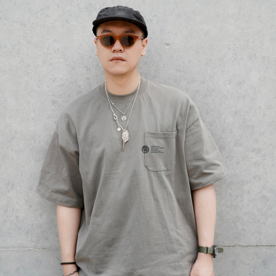 YR25SS反战印花口袋短袖日系