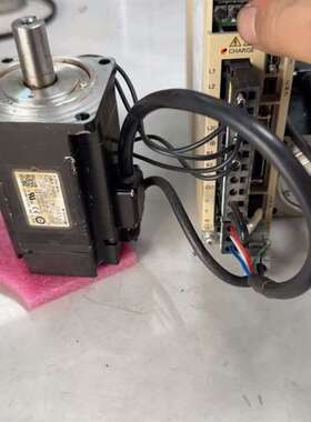 议价伺服400WSGDV-2R8A01BSGMJV-04适用