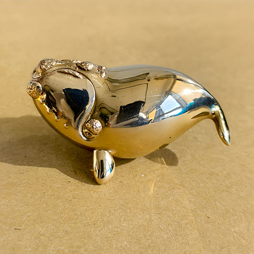 青铜露脊鲸收藏摆件限量版