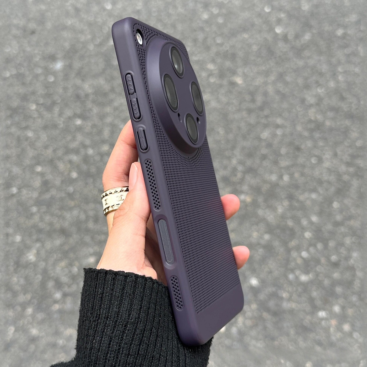 散热网孔蜂窝镂空自带镜头膜适用iPhone15苹果16pro手机壳max全包14plus超薄13mini硬壳12暗夜紫色高级感16E