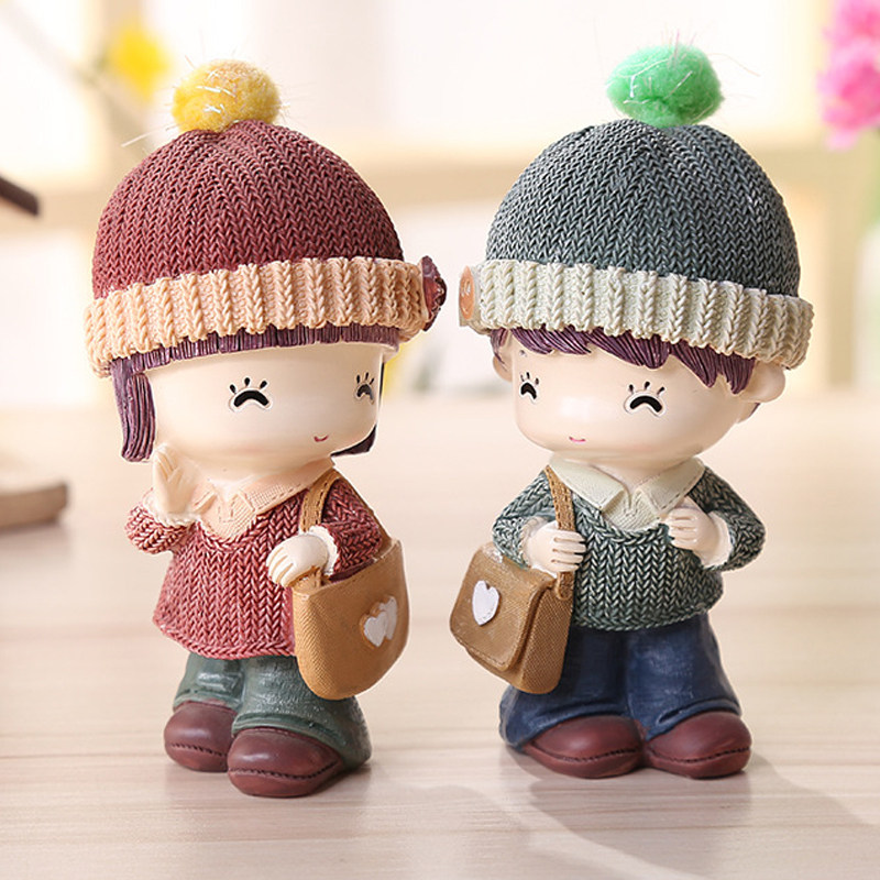 家居装饰品小摆件新房客厅情侣公仔摆饰创意可爱树脂人物结婚礼物