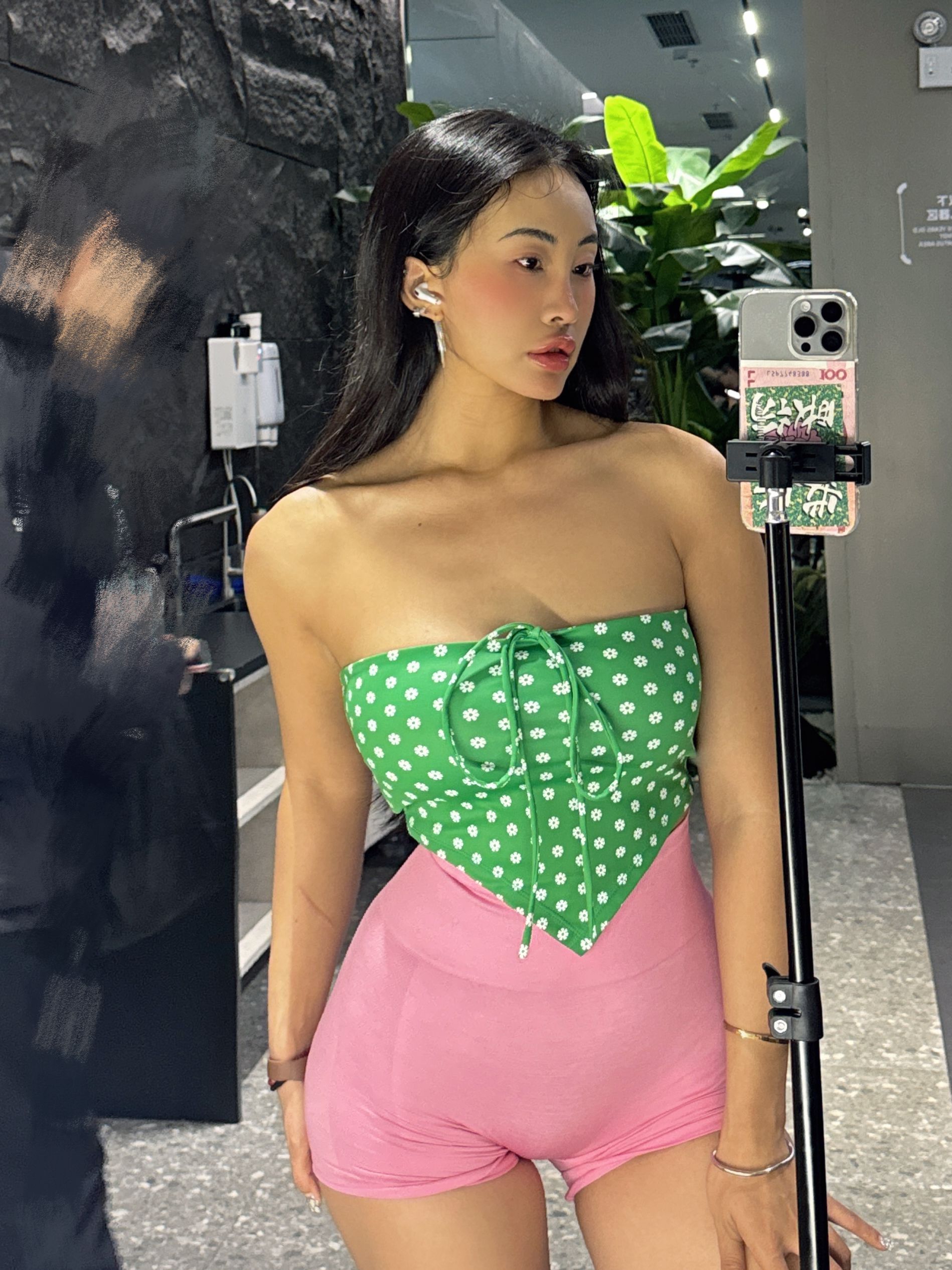 KIYA PEACH 顾 时尚背心瑜伽服挂脖绑吊带胸垫运动文胸健身内衣