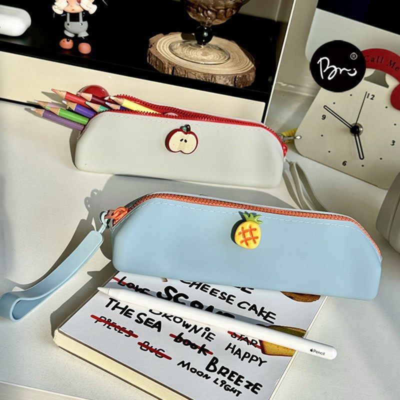 硅胶三角笔袋简约大容量纯色防水笔袋可爱手提式闭合文具盒文具袋