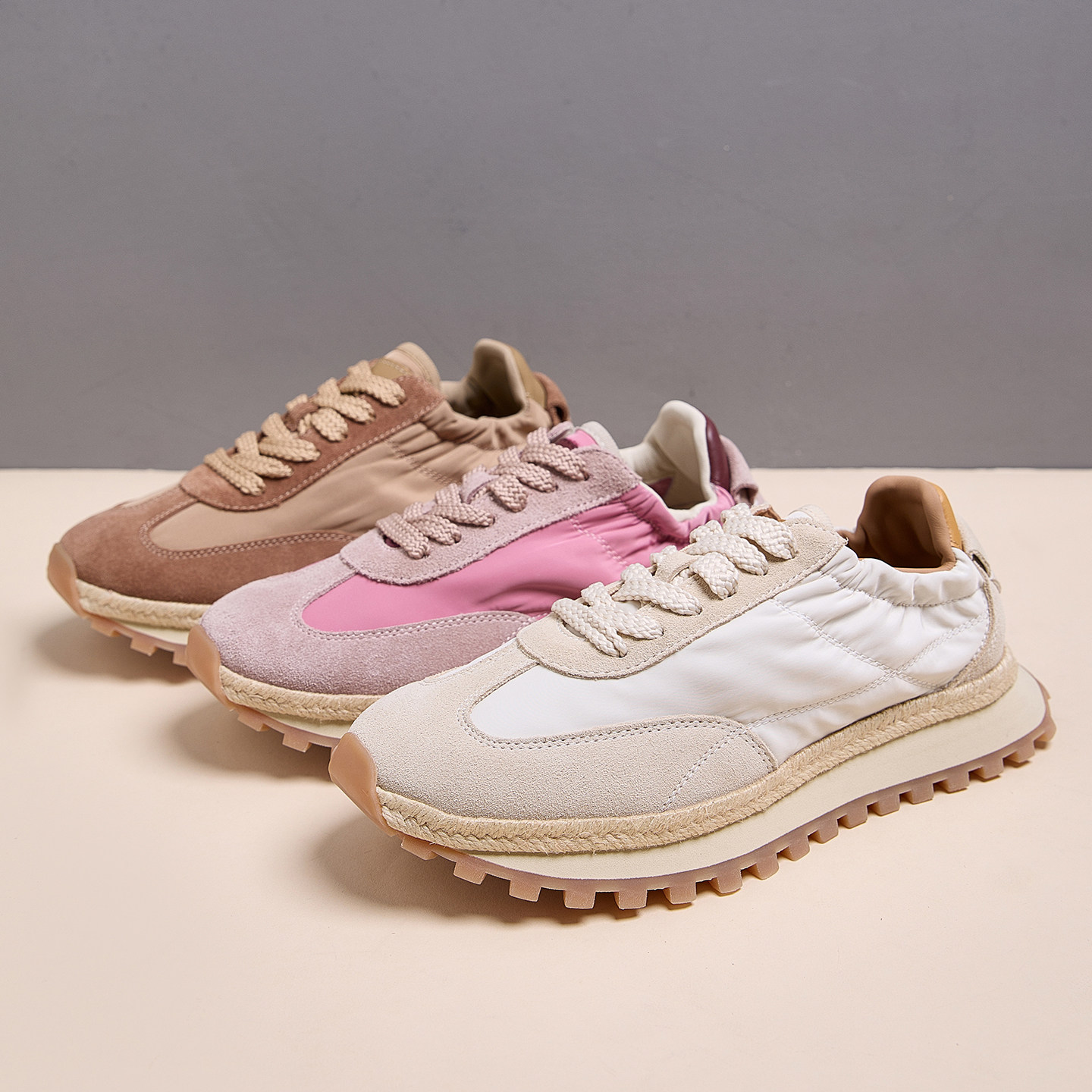 欧洲站2026春季新款真皮麻绳厚底运动休闲跑步鞋女轻便阿甘德训鞋,女鞋,时尚休闲鞋,淘宝优惠券,粉丝福利购,淘宝优惠卷