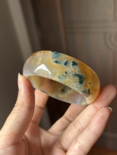 《青树峨影》阜新本地四季水草经典好料 宽条玛瑙镯子手镯复古 54